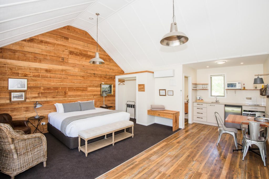 Kinross Cottages is a dog-friendly accommodation in Queenstown, Gibbston