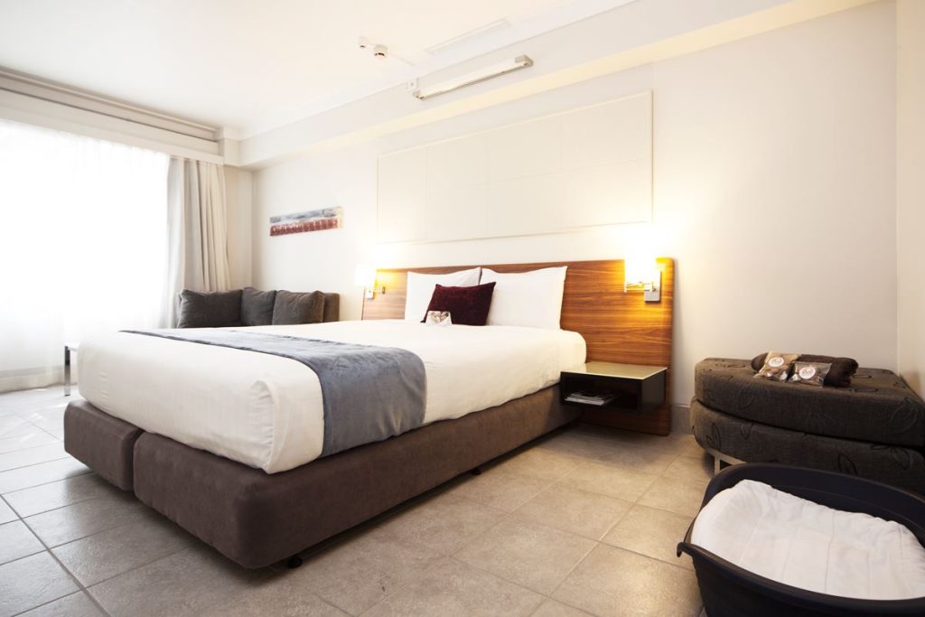 Dog-friendly room at Jet Park Auckland Airport